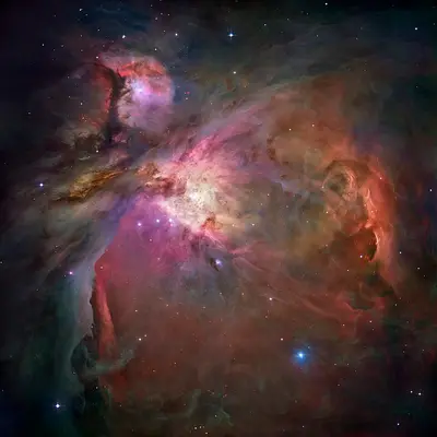 Der Orionnebel Messier 42, eine leuchtende Wolke aus Gas und Staub mit jungen Sternen